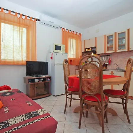 Apartment Fuer 5 Personen Ca 56 Qm In Pula, Istrien Istrische Riviera Pula